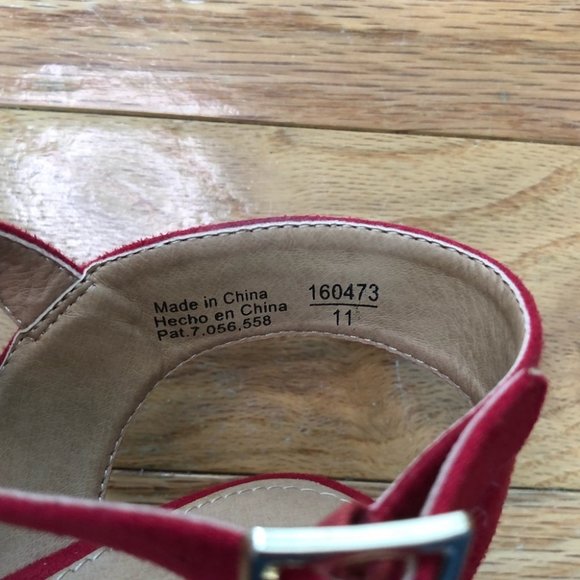 American Eagle Red Wedge Espadrille Sandal - Picture 6 of 8